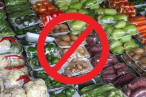 Greenpeace Πιέζει να Πλαστικοποιούν Τρόφιμα